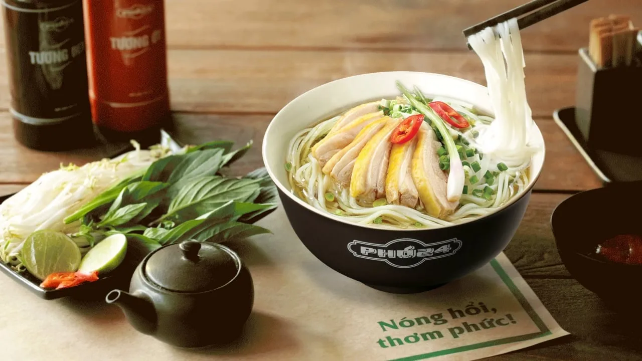 lợi thế cạnh tranh phở 24